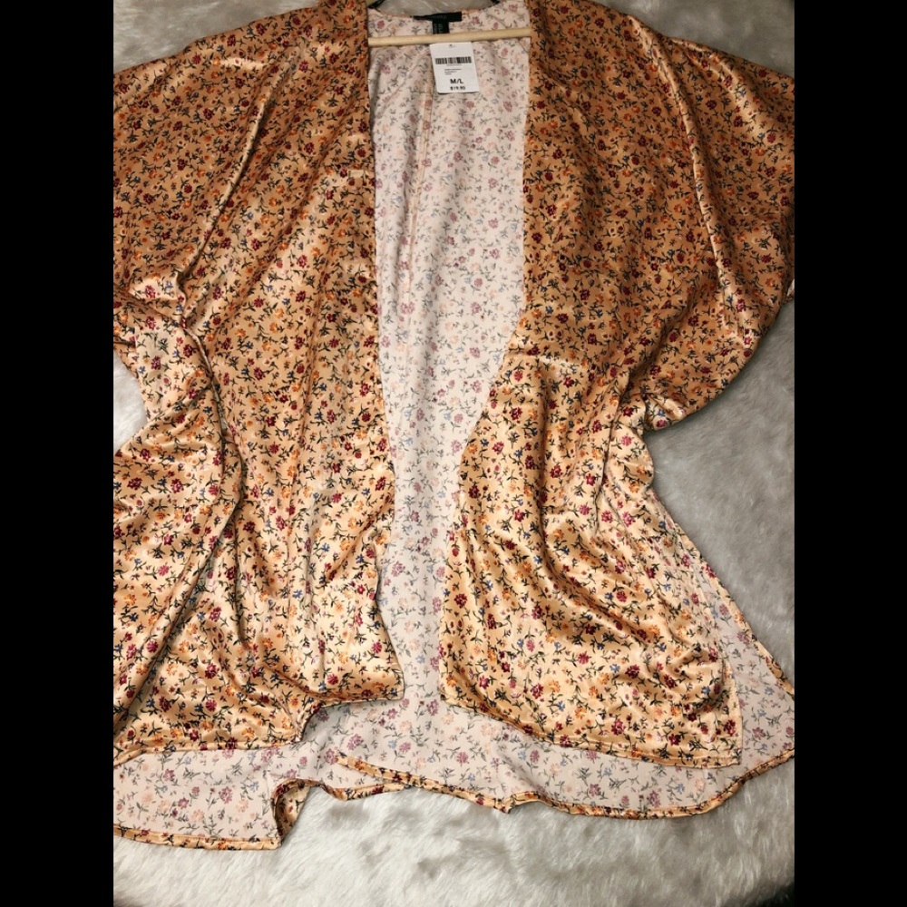 M/L Cardigan - Picture 2 of 3
